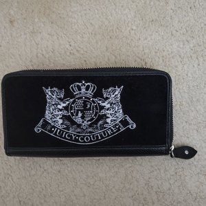 Juicy Couture Zipper Wallet